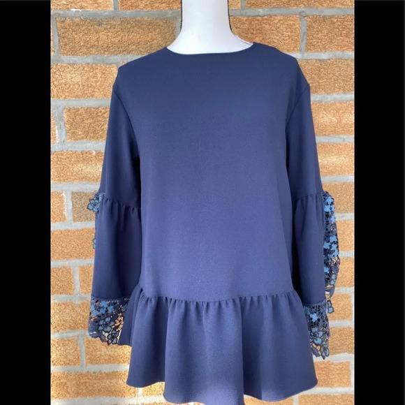 See By Chloé
Women's Blue Lace-trimmed Bell sleeve - Picture 7 of 15